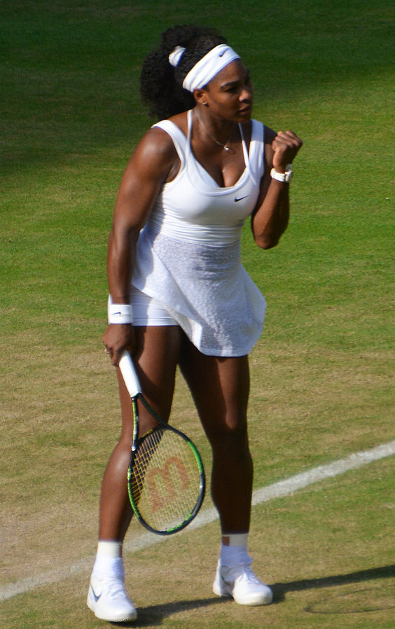 Serena Williams - an example of a celebrity with 36D boobs