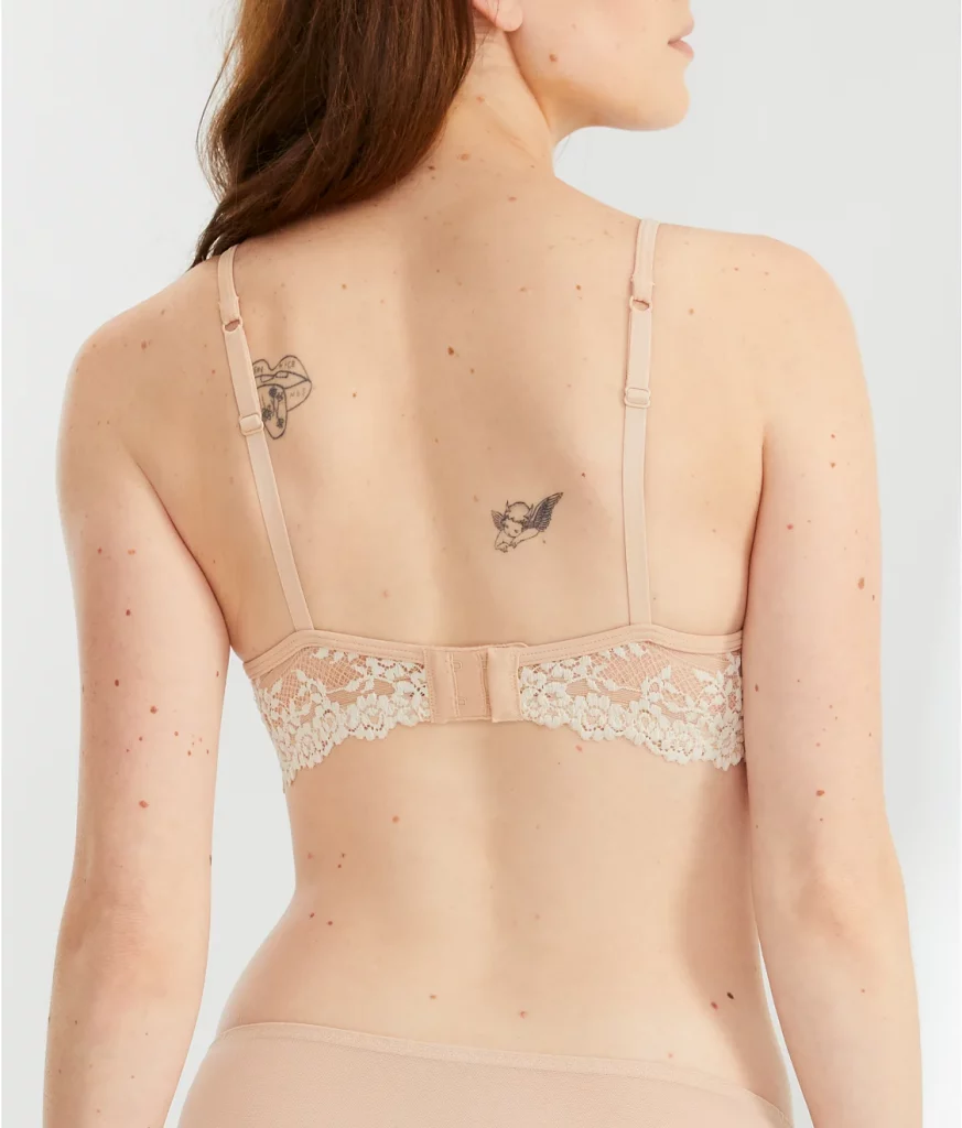 Embrace Lace Petite Push-up Bra- one of the best bras for wide set boobs
